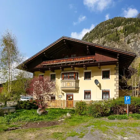 Schweizerhof Ringelblume Huben (Imst)